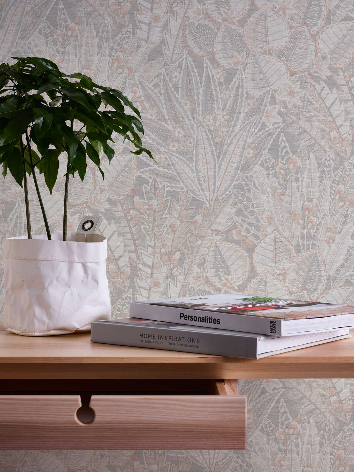             Floral non-woven wallpaper in soft colours and matt look - grey, beige, white
        