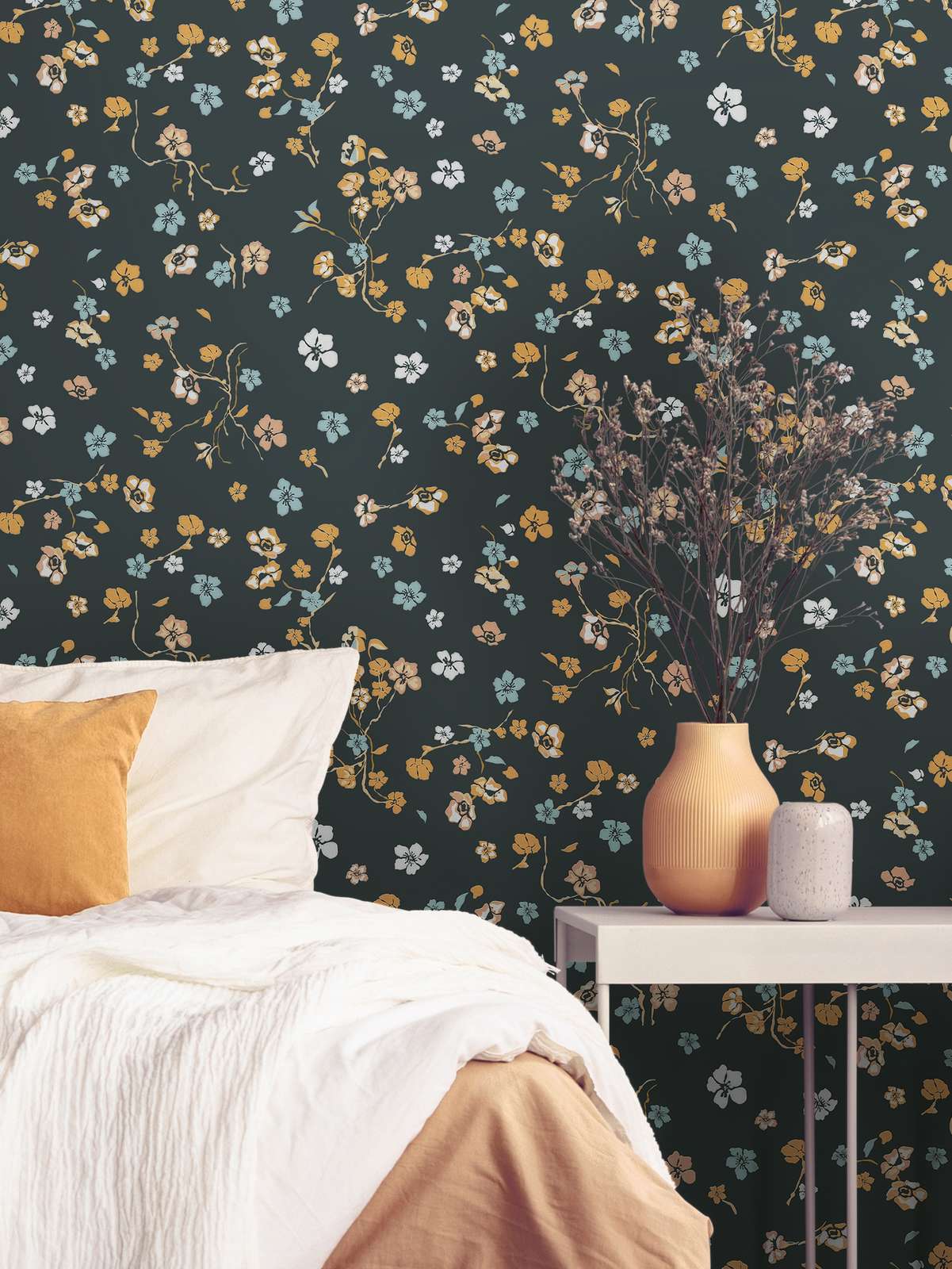             Bloemenbehang met glanzend effect & structuurpatroon - zwart, goud, turkoois
        