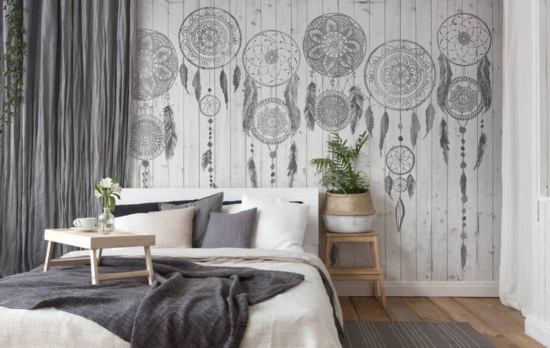             Papier peint panoramique imitation bois clair, mur de planches & design boho - gris, blanc
        