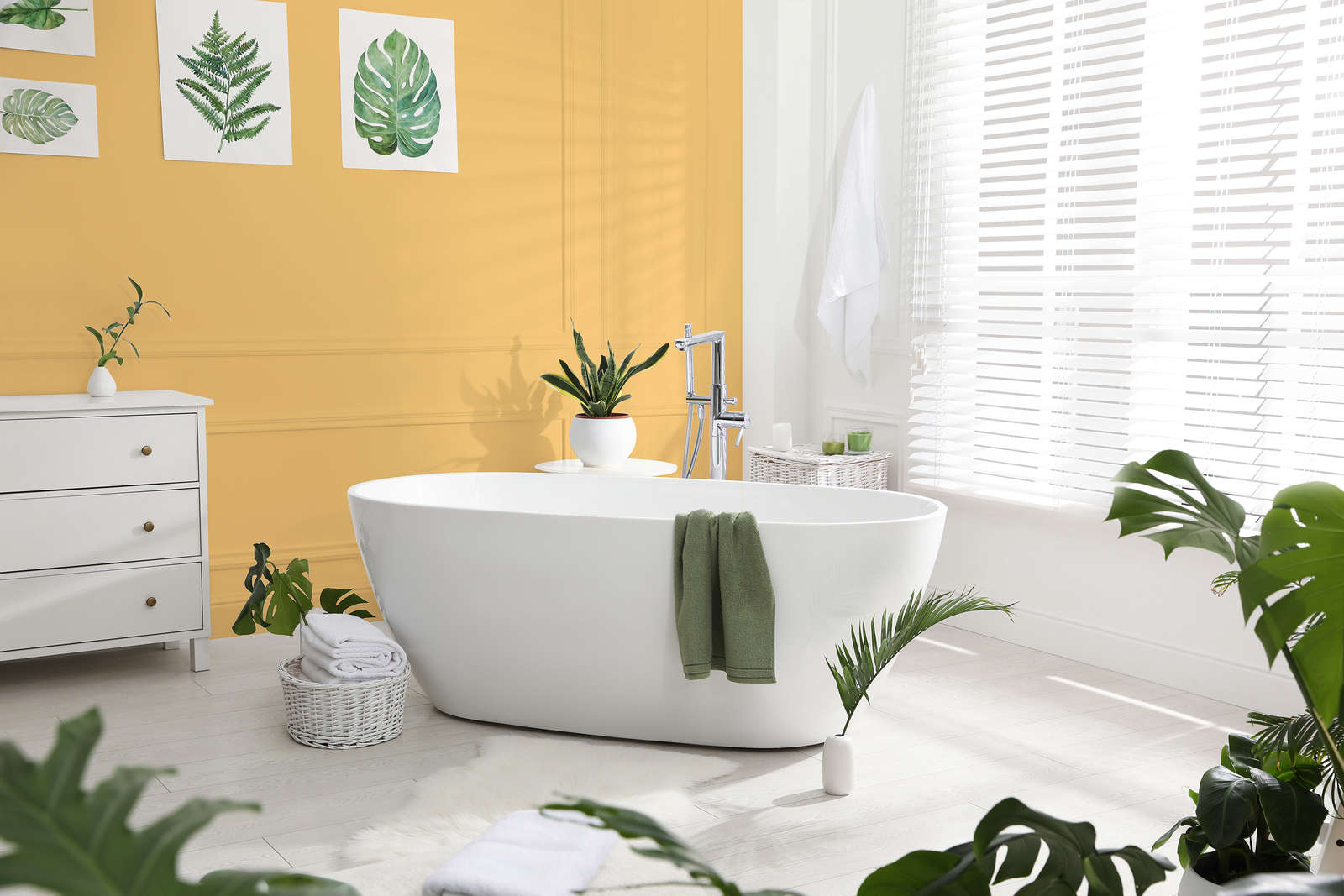             Premium Wall Paint cheerful gold »Juicy Yellow« NW804 – 1 litre
        