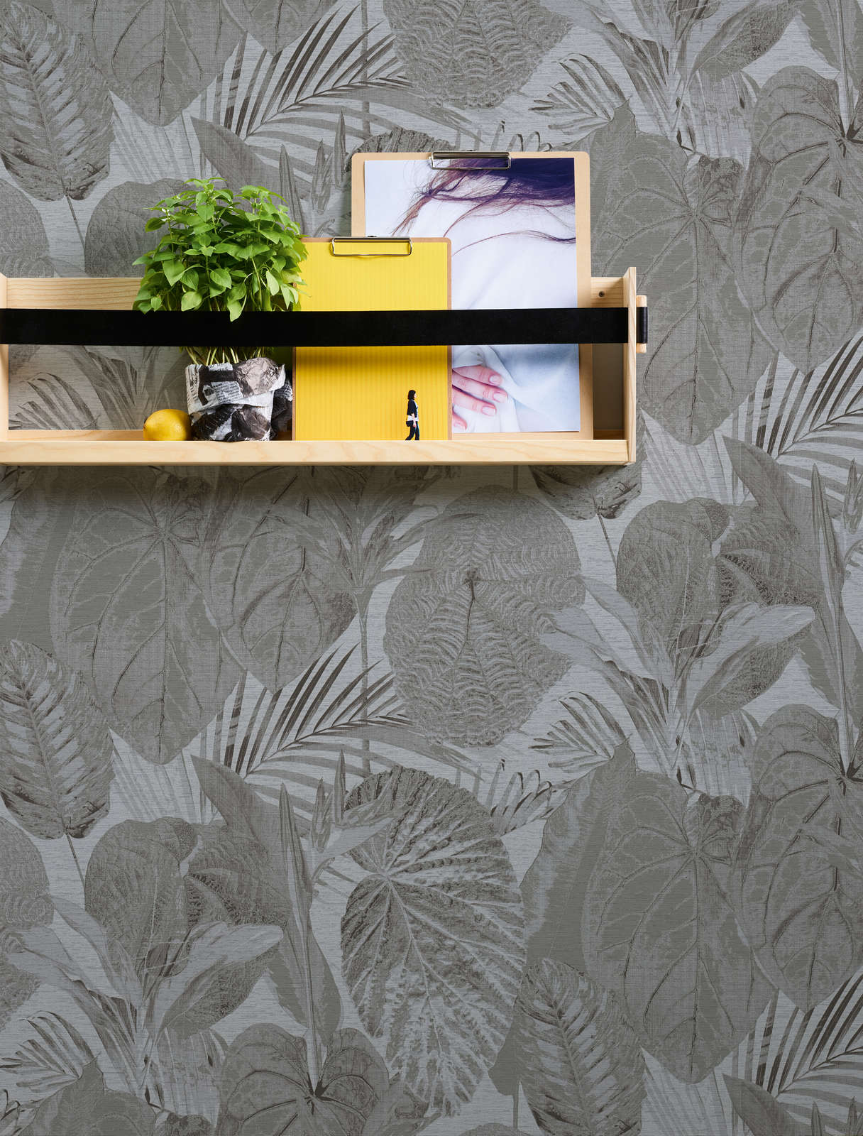             Wallpaper with jungle pattern slightly structured, matt - grey, anthracite
        