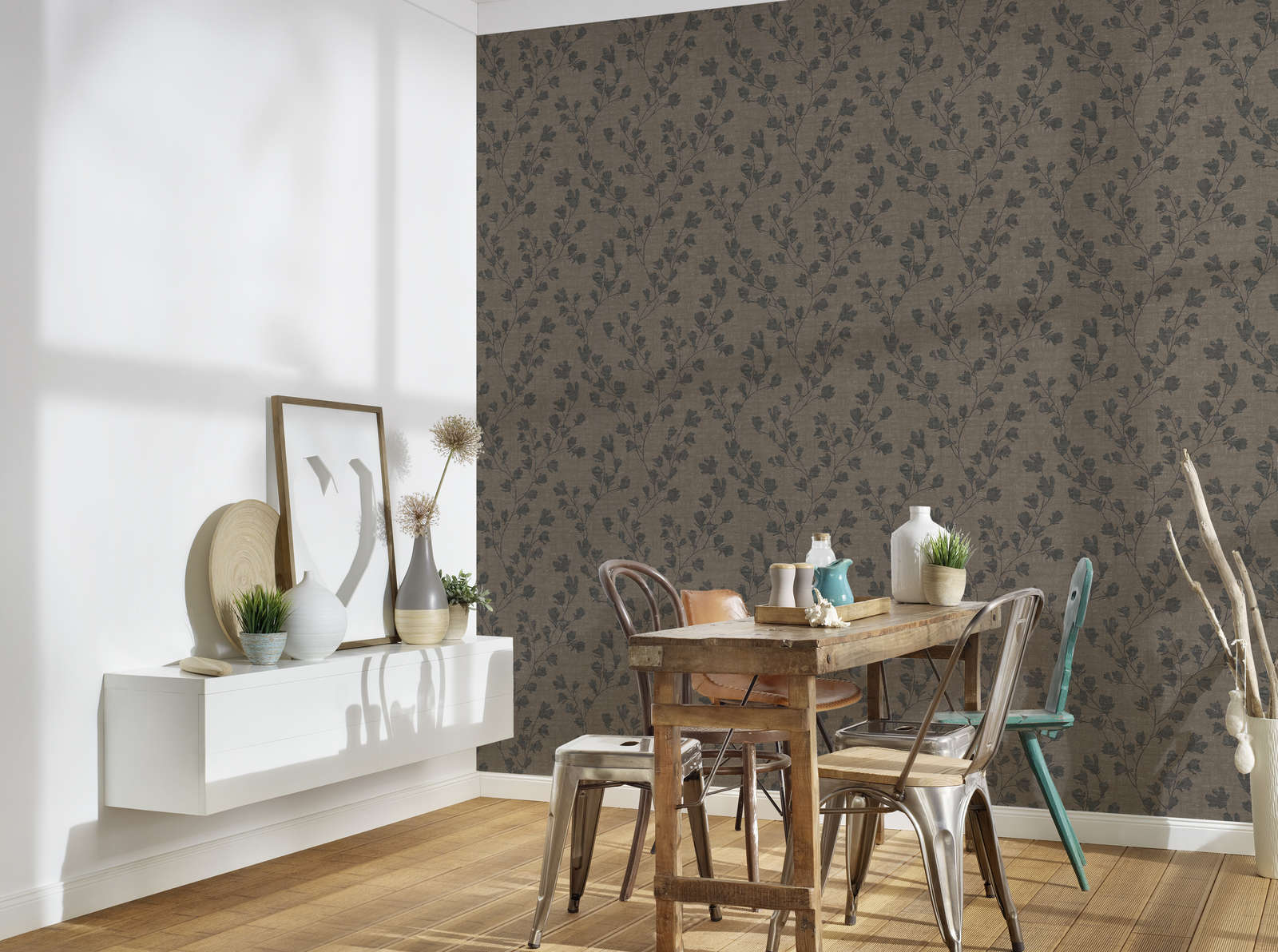            Non-woven wallpaper with leaf tendrils pattern - brown, black
        