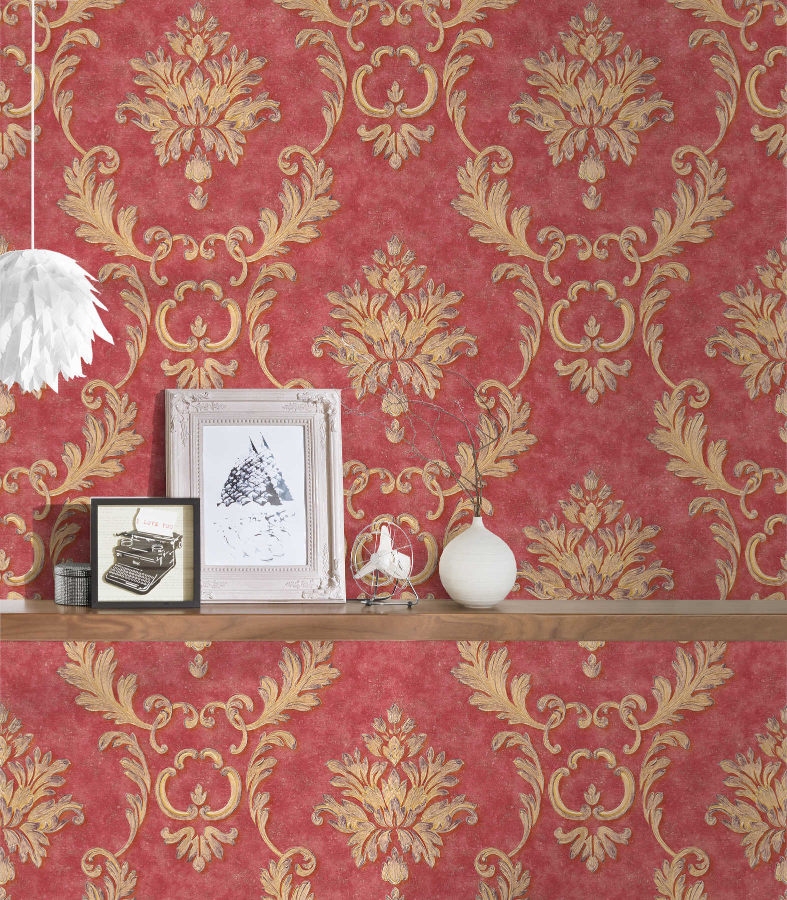            Designer wallpaper floral ornaments & metallic effect - red, gold
        