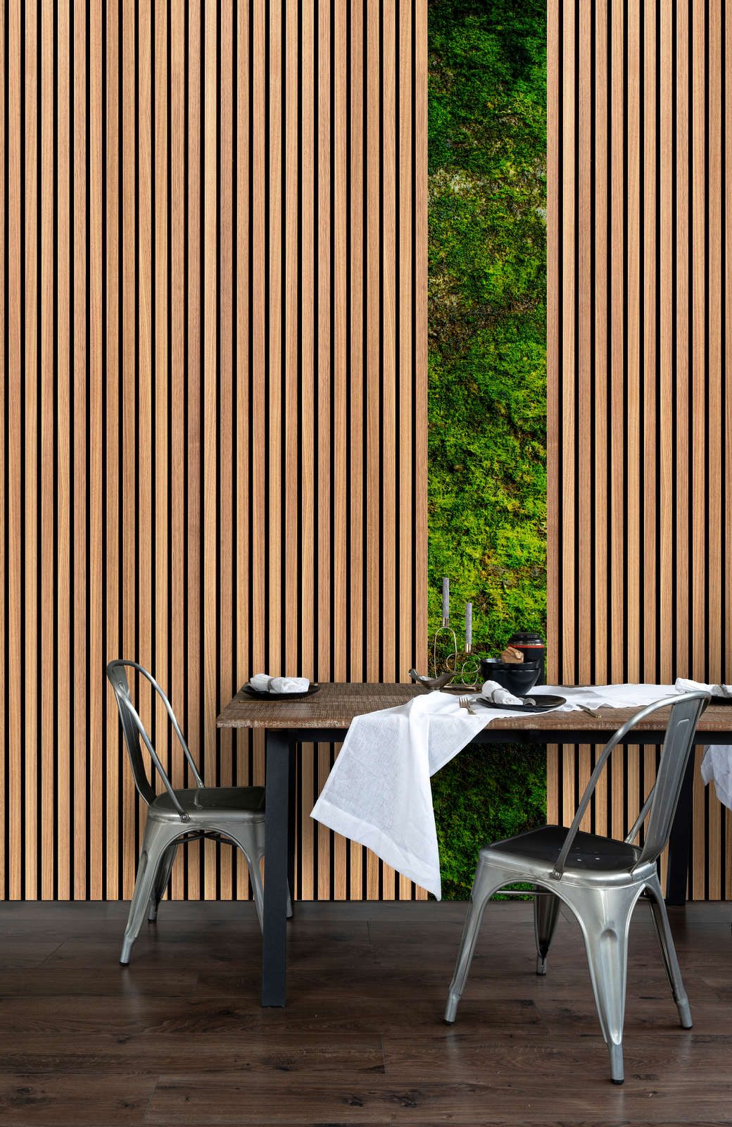             Photo wallpaper »panel 2« - Wide wood panels & moss - Smooth, slightly shiny premium non-woven fabric
        
