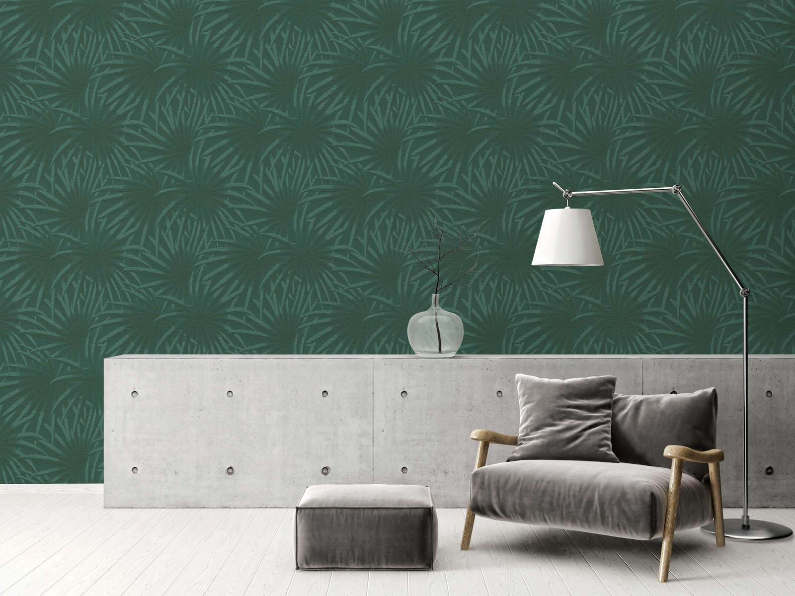             Non-woven wallpaper with jungle pattern - green
        