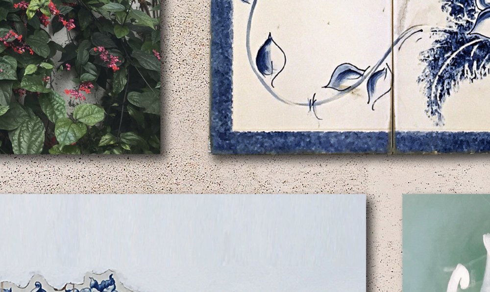            Atlantic Spirit 1 - Digital behang Tegels & Foto's Collage in Veegpleister Textuur - Blauw, Crème | Premium Smooth Nonwoven
        