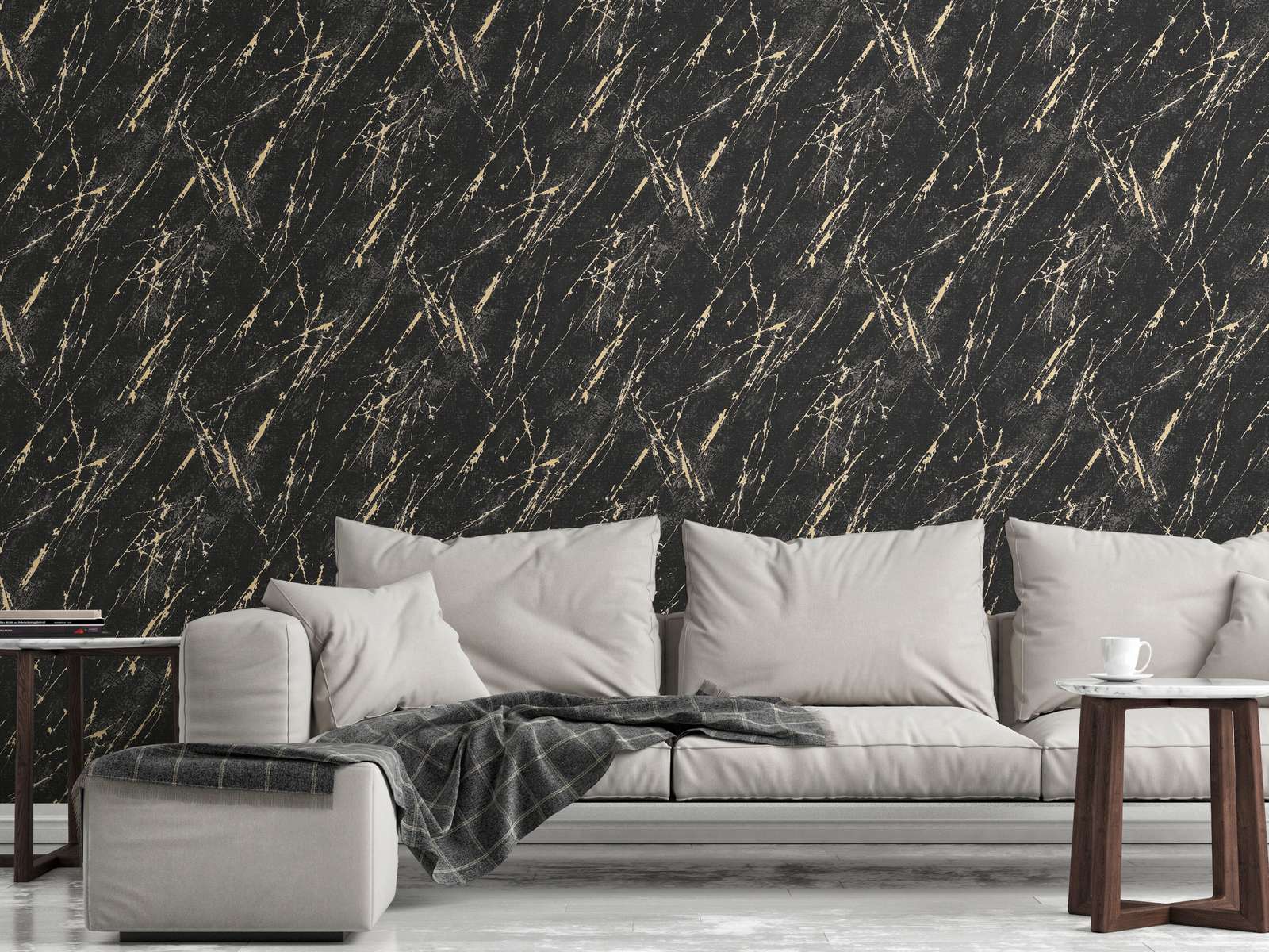             Non-woven wallpaper in plaster look with golden details - black, gold, metallic
        