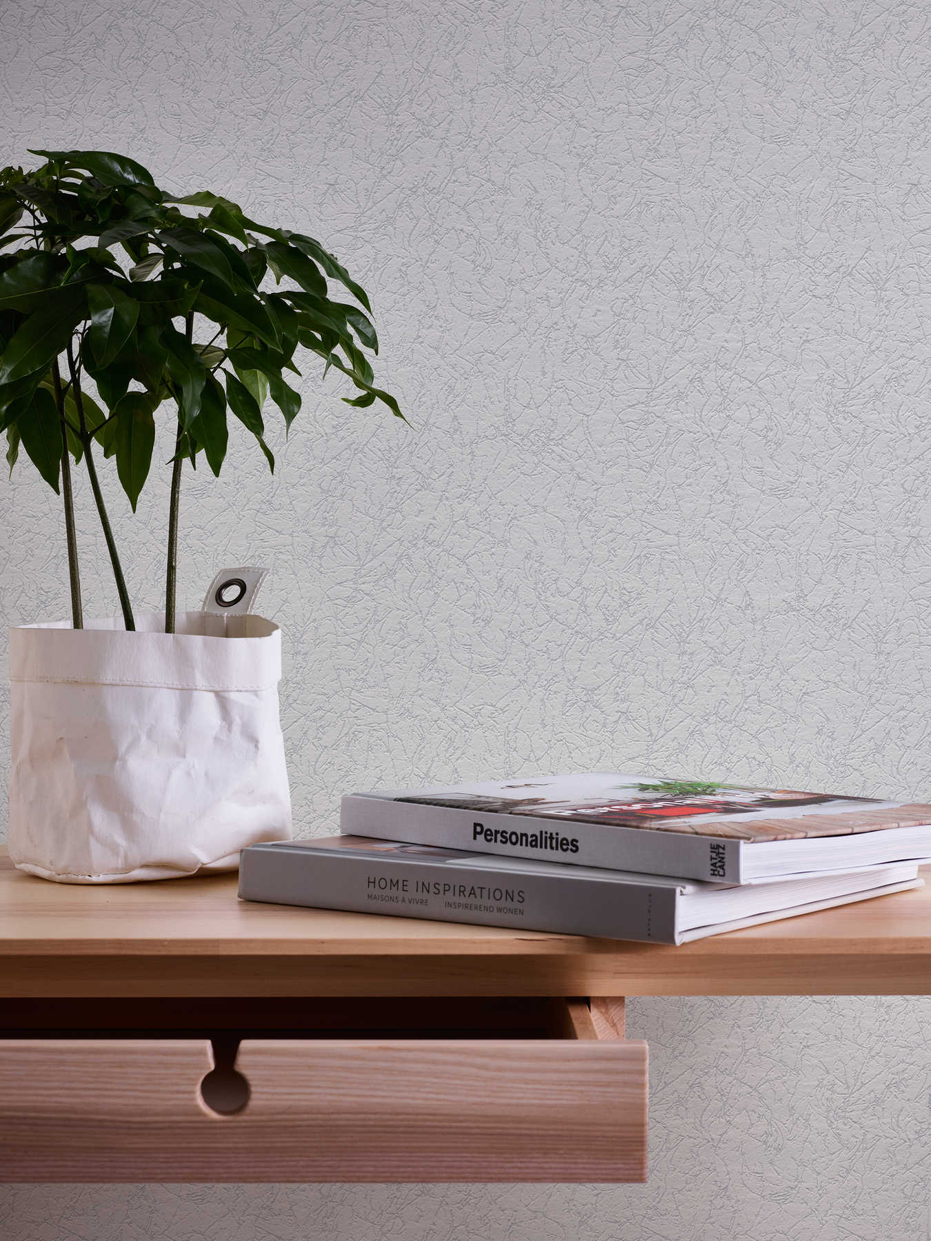             Paintable wallpaper with natural texture pattern - Paintable, White
        