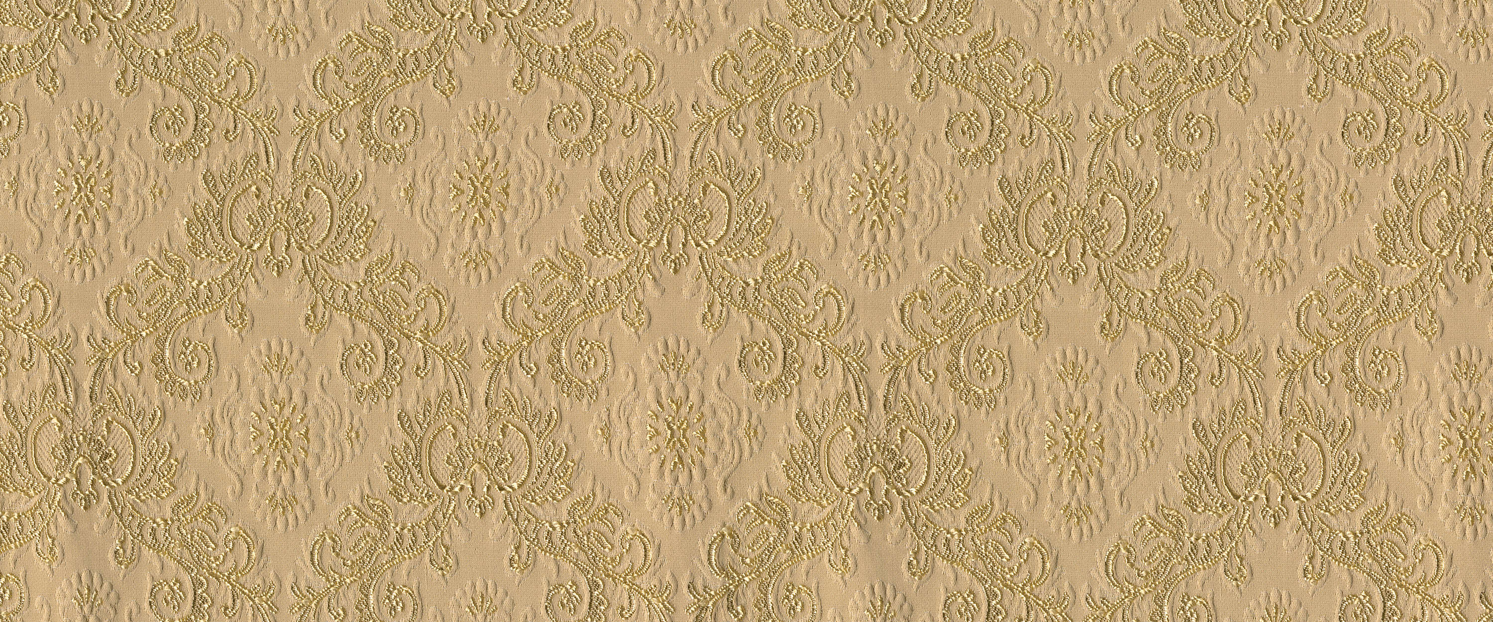             Papier peint panoramique avec ornements dorés classiques
        