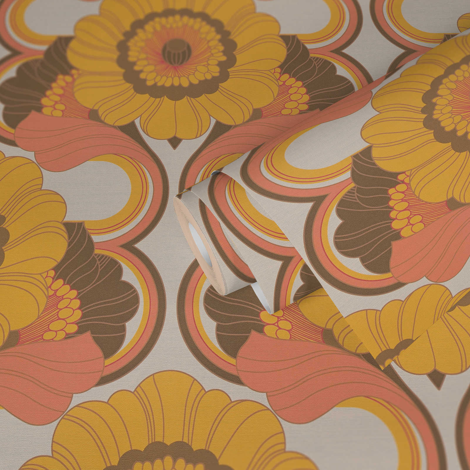             Floral retro wallpaper with floral pattern in warm colours - brown, yellow, orange
        