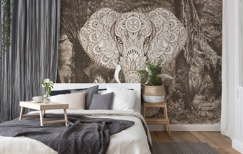             Mural de pared elefante en estilo boho, motivo selvático en sepia - beige, gris, blanco
        