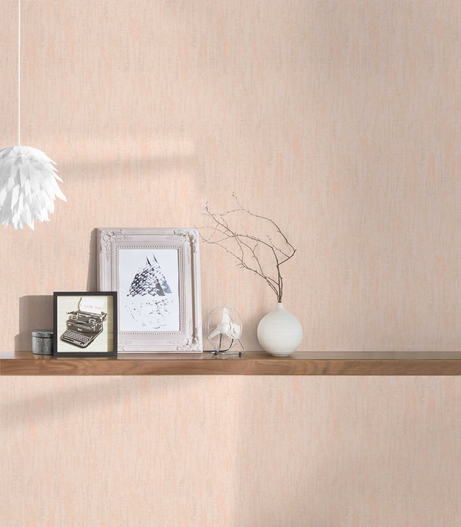             High quality non-woven wallpaper plain with gloss effect - pink
        