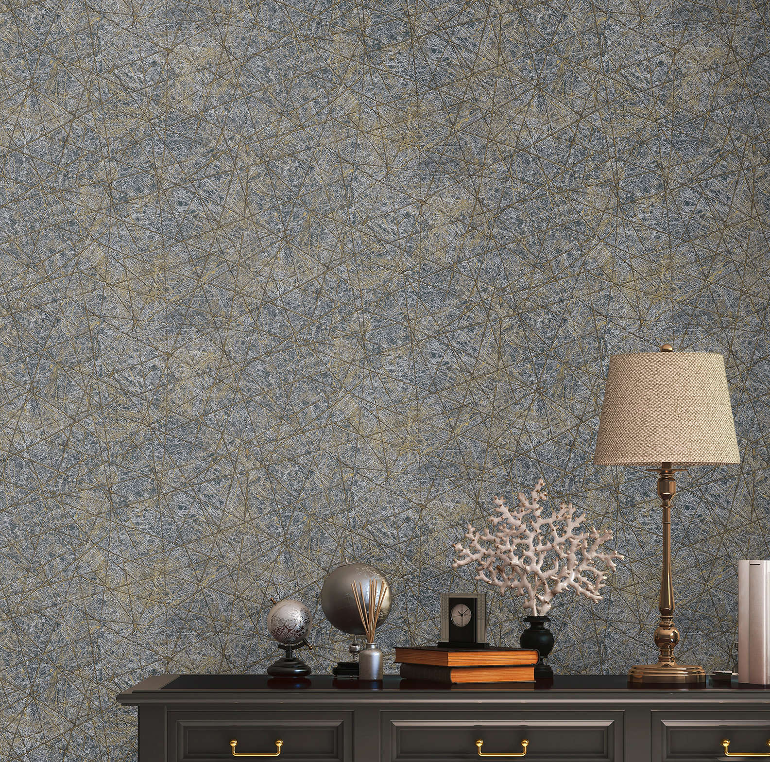             Non-woven wallpaper with abstract graphic pattern - black, gold, silver
        