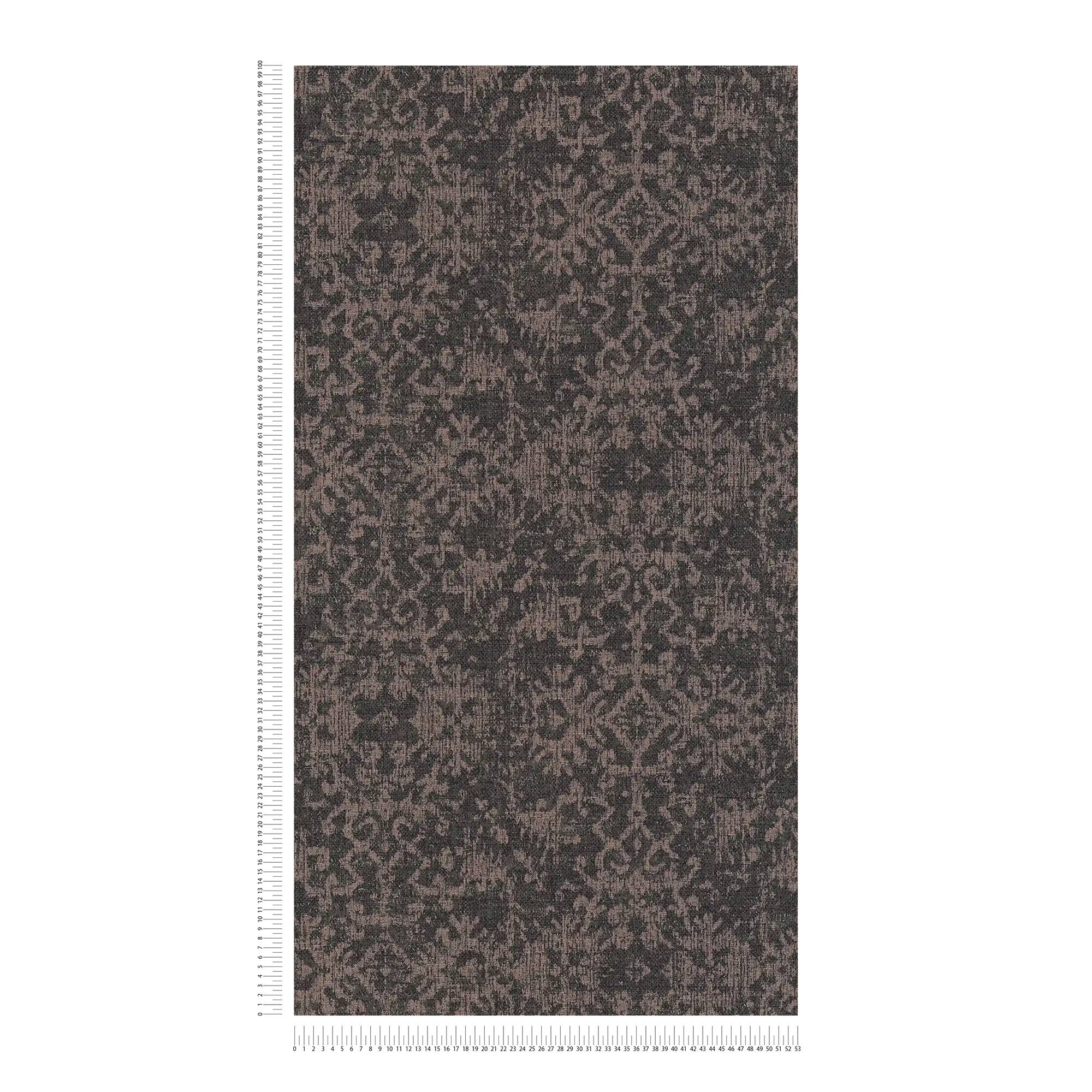             Papier peint noir avec aspect textile et design de tapis
        