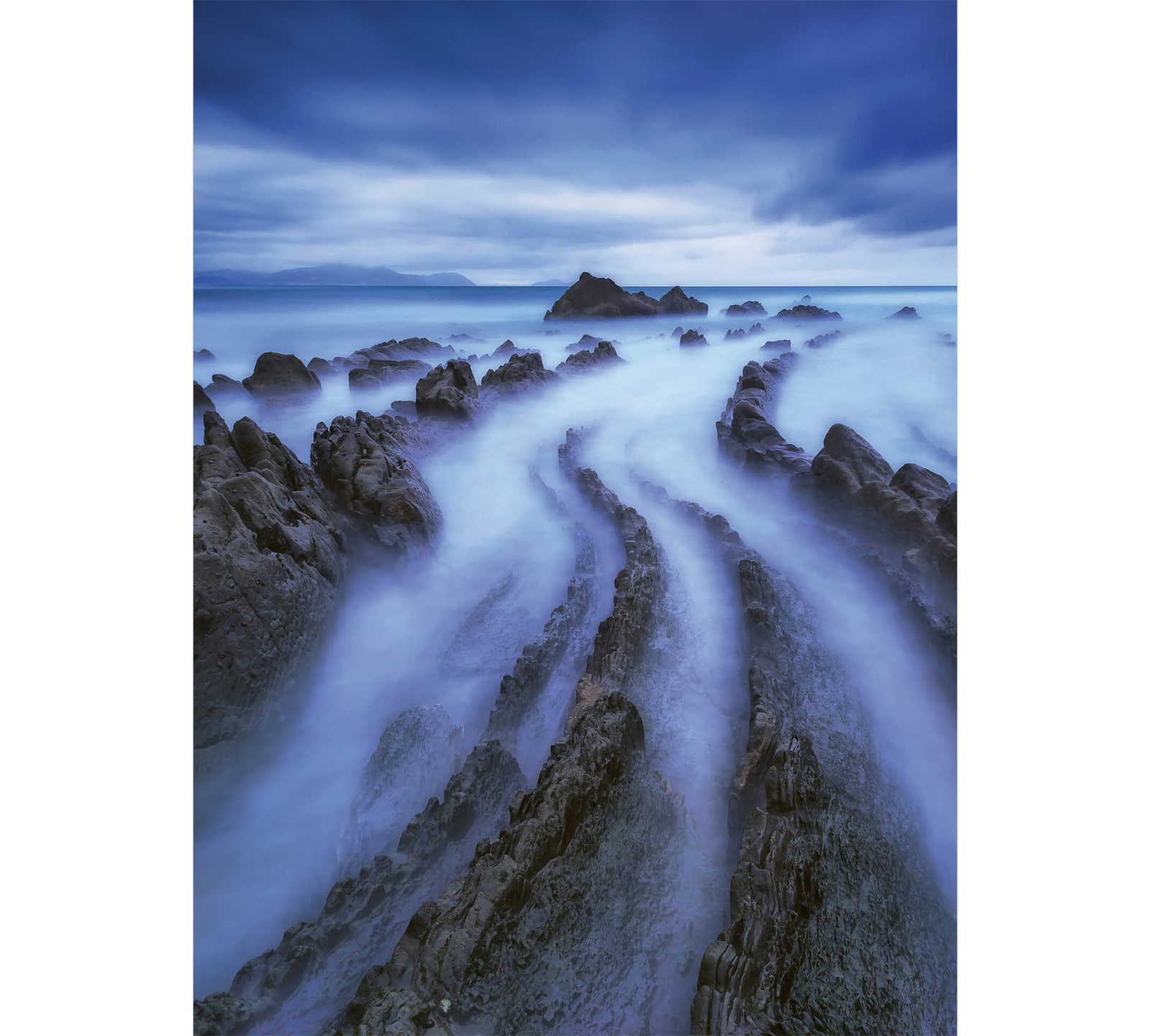 Papier peint panoramique paysage brume sur mer - bleu, gris
