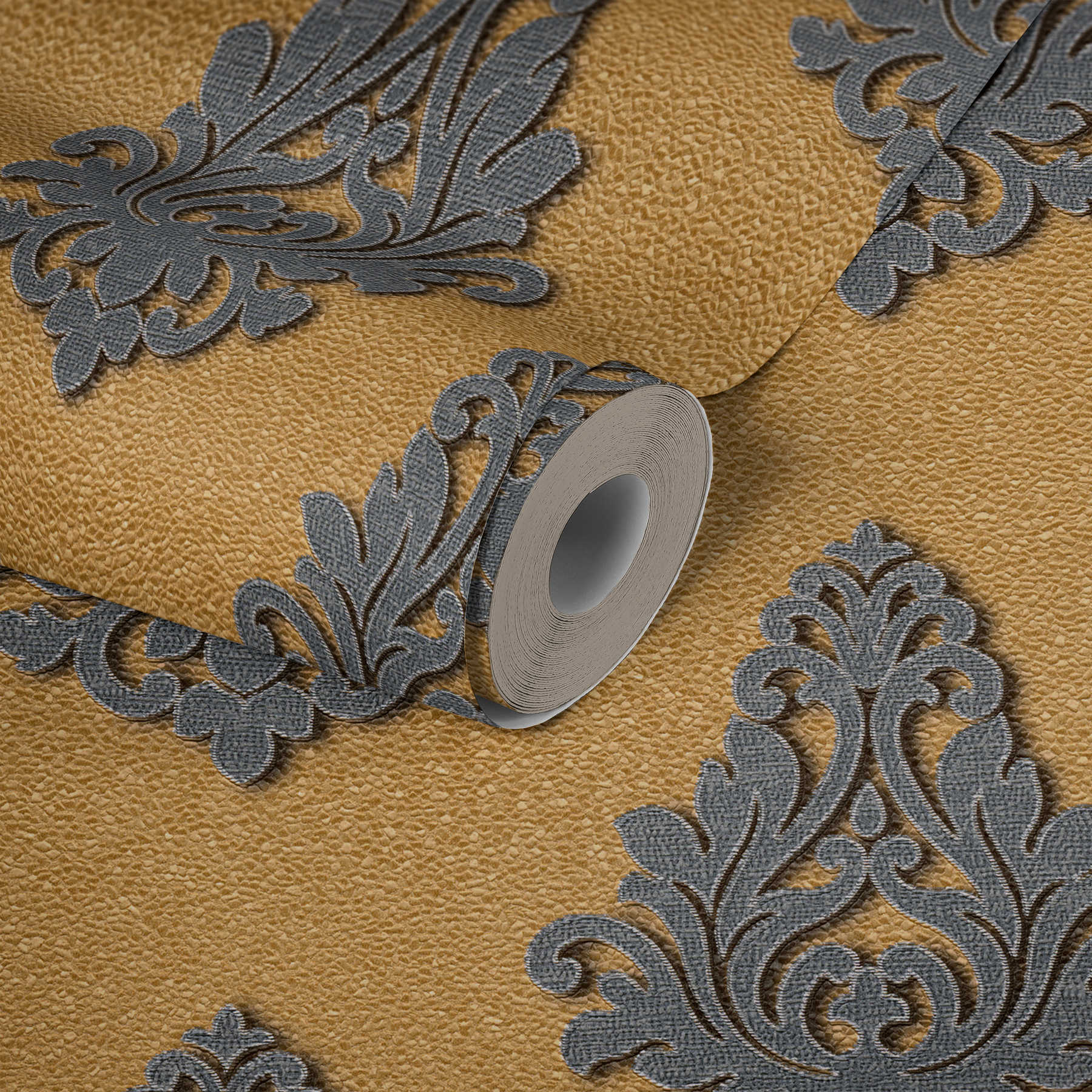             Non-woven wallpaper with baroque ornaments - gold, grey
        