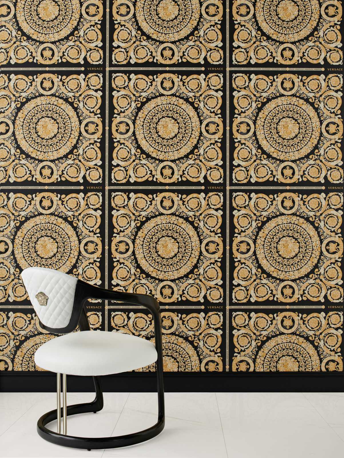             Luxury VERSACE Home wallpaper crowns & roses - black, gold, cream
        