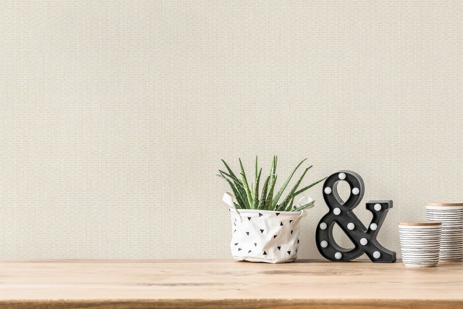             Wallpaper with raffia mats design - cream, white
        