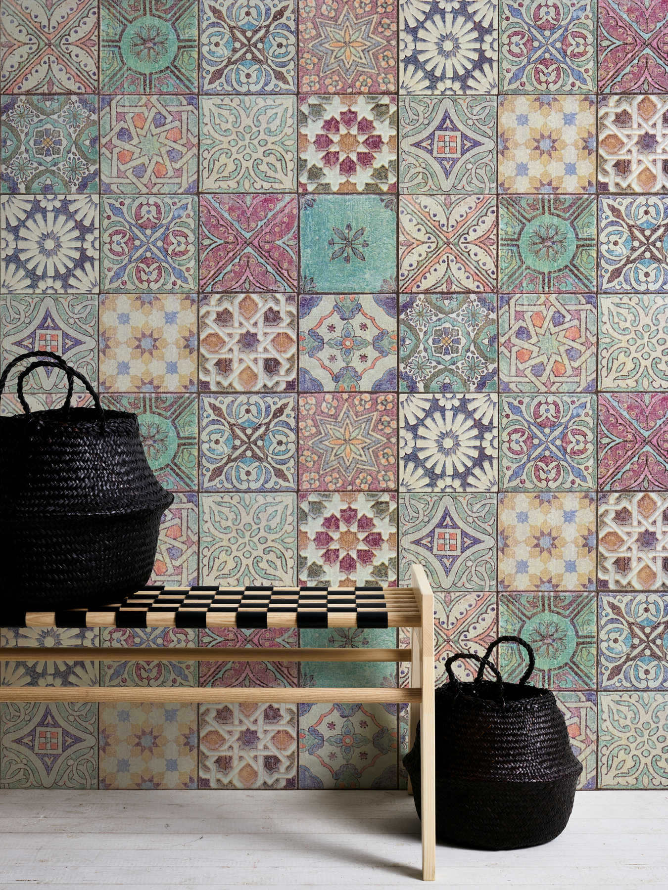             Tile wallpaper mosaic look - blue, purple, cream
        