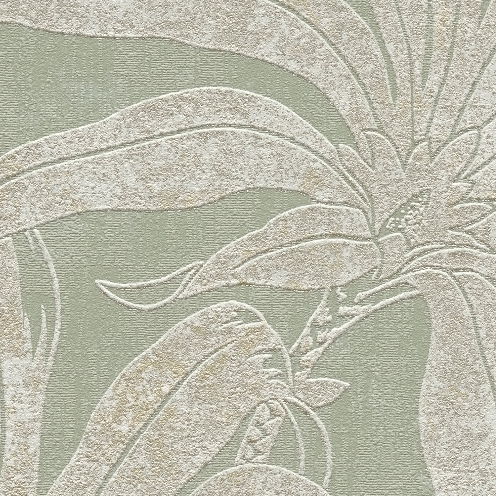             papier peint en papier à motifs floraux détaillés avec fleurs de la jungle - vert, or, argent
        