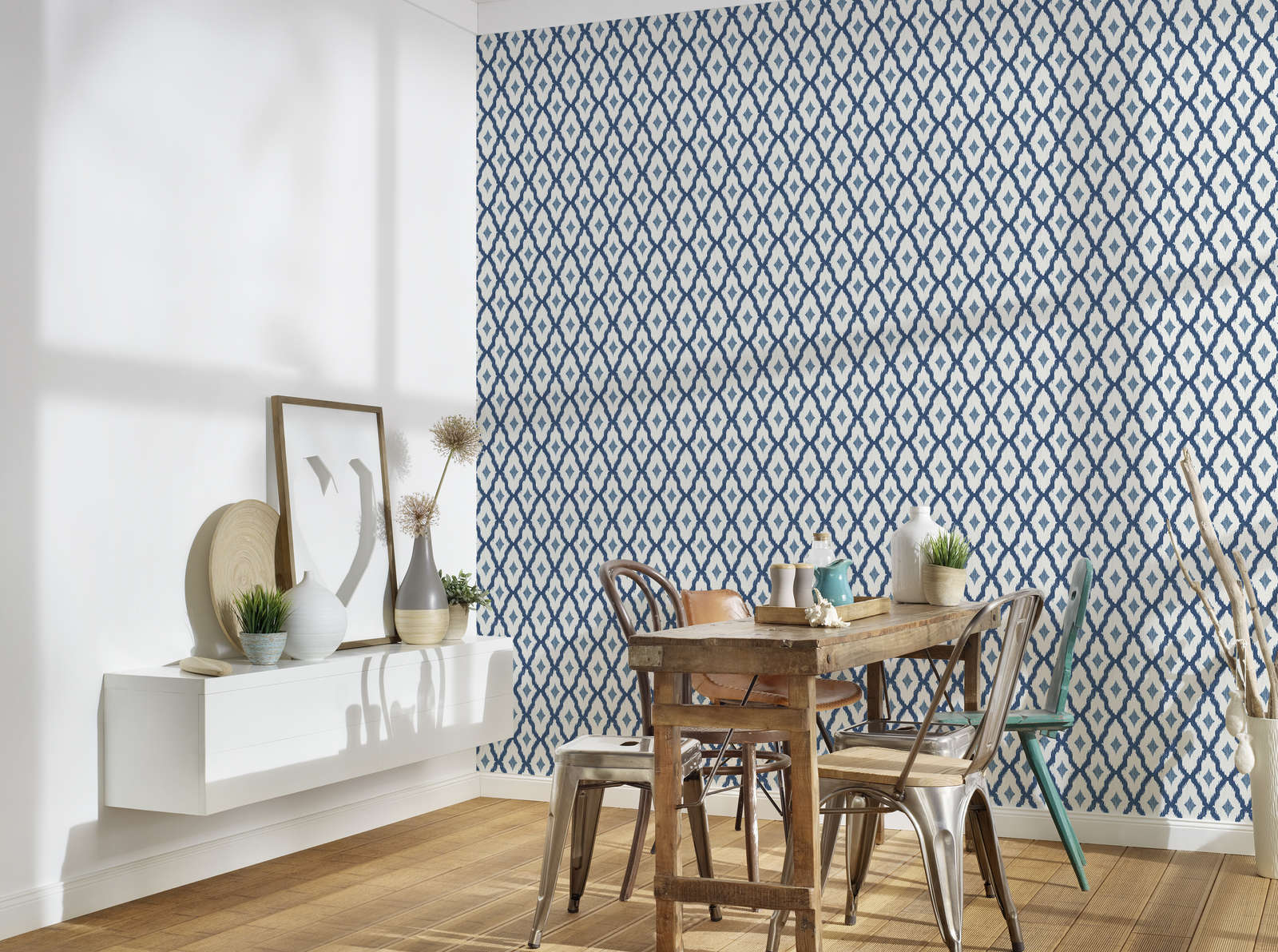             Non-woven wallpaper ikat pattern with diamonds motif - blue, white
        