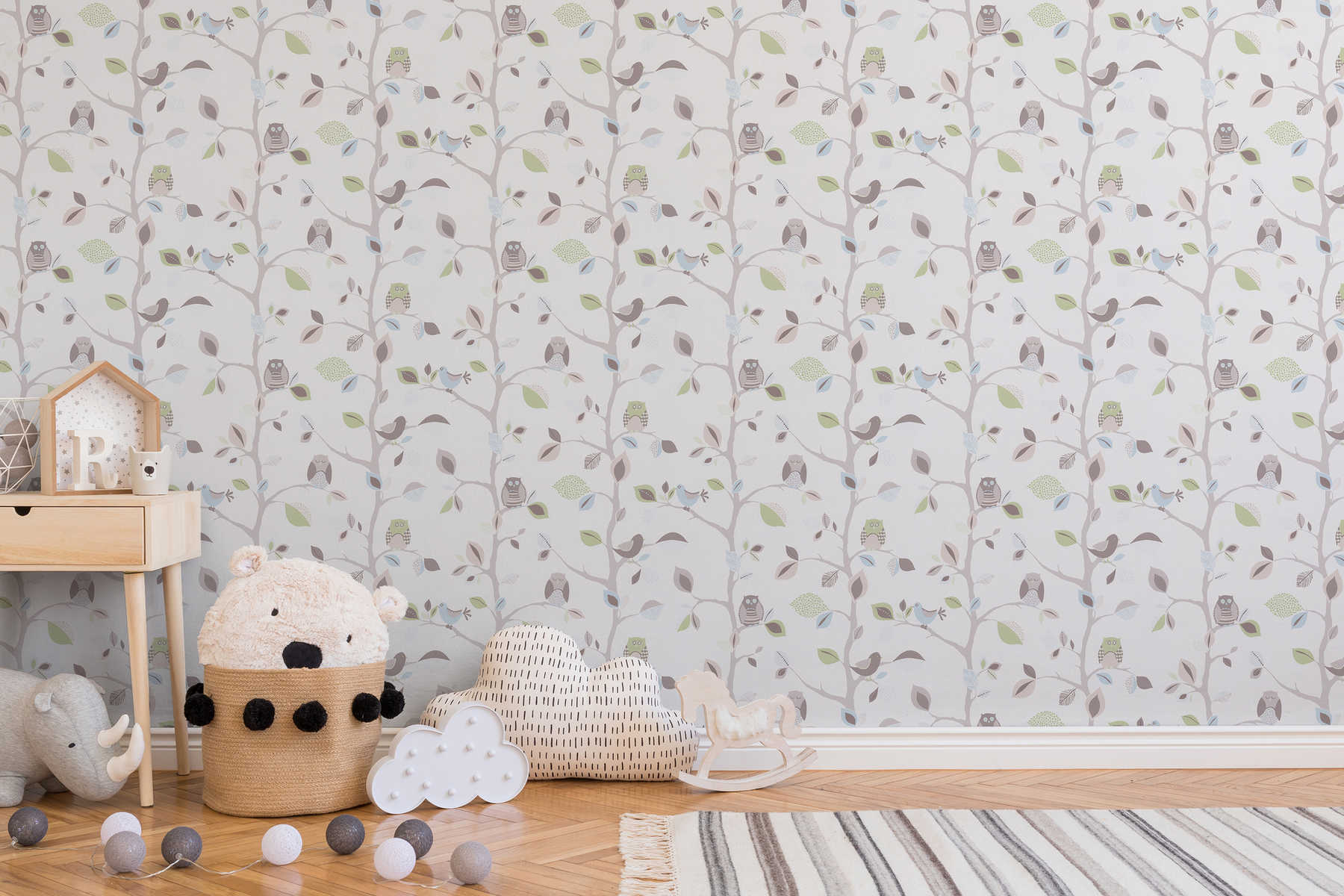             Nursery wallpaper paper with forest and owls - colourful, green
        
