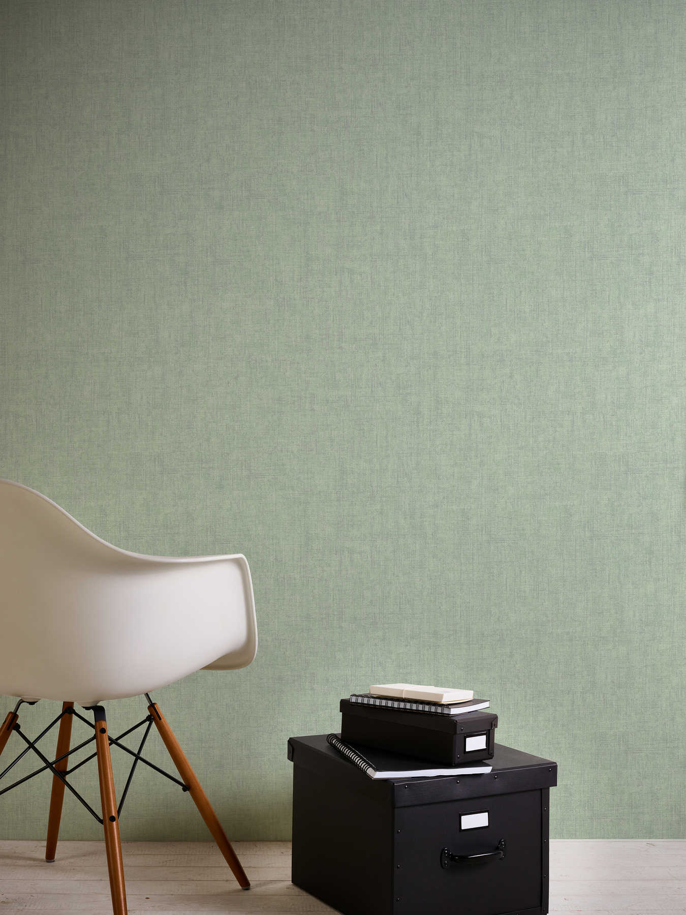             Melange wallpaper green silver with metallic accents
        