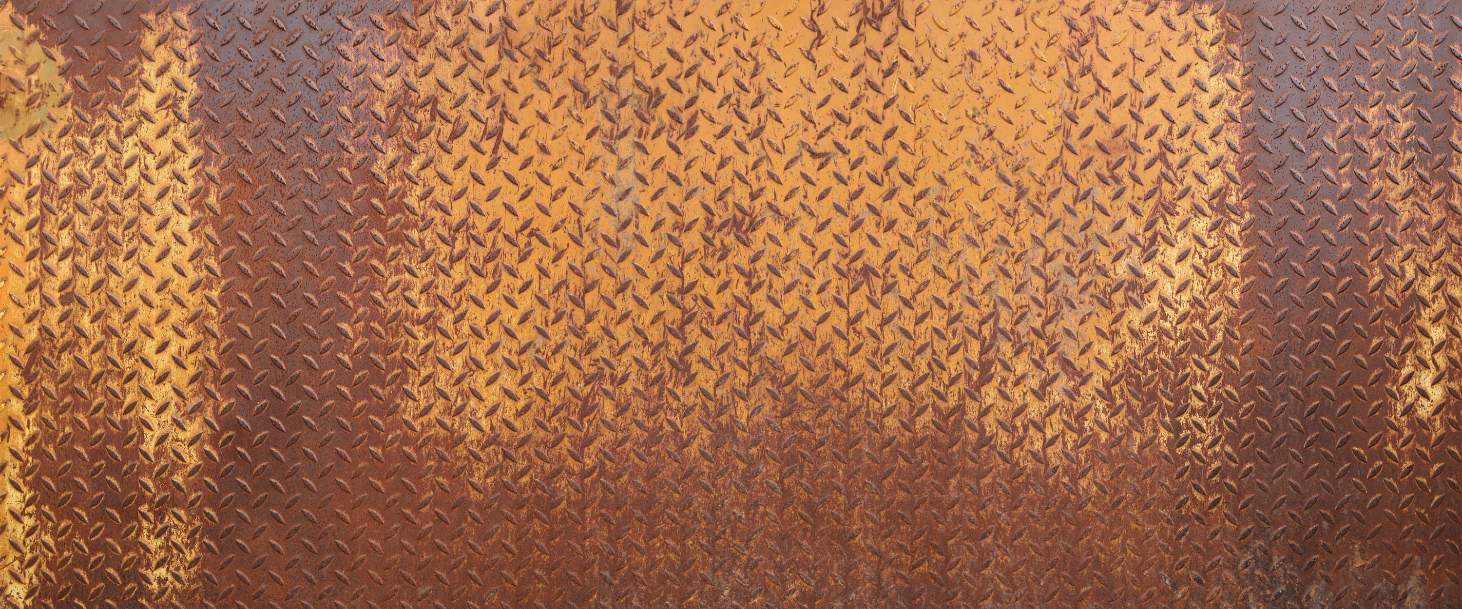             Metal mural steel plate rust with diamond pattern
        