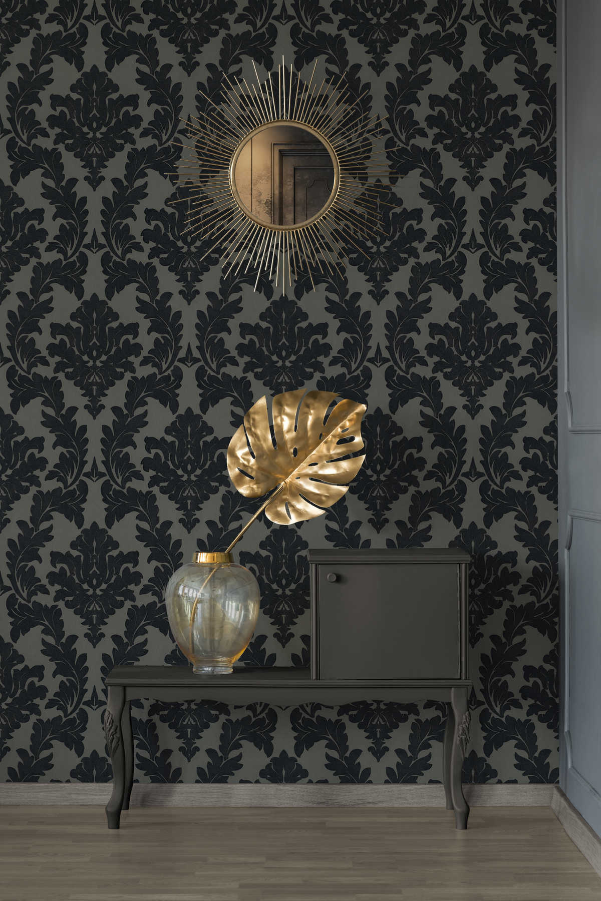             Black baroque wallpaper with ornaments & metallic effect
        