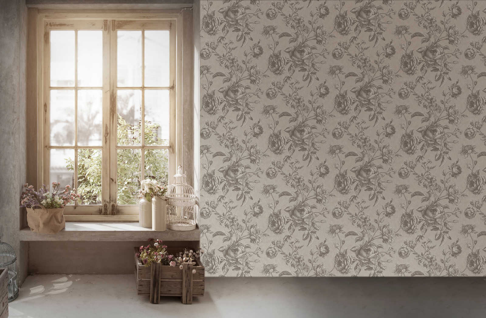             Wallpaper roses pattern in vintage sign style - grey, cream
        