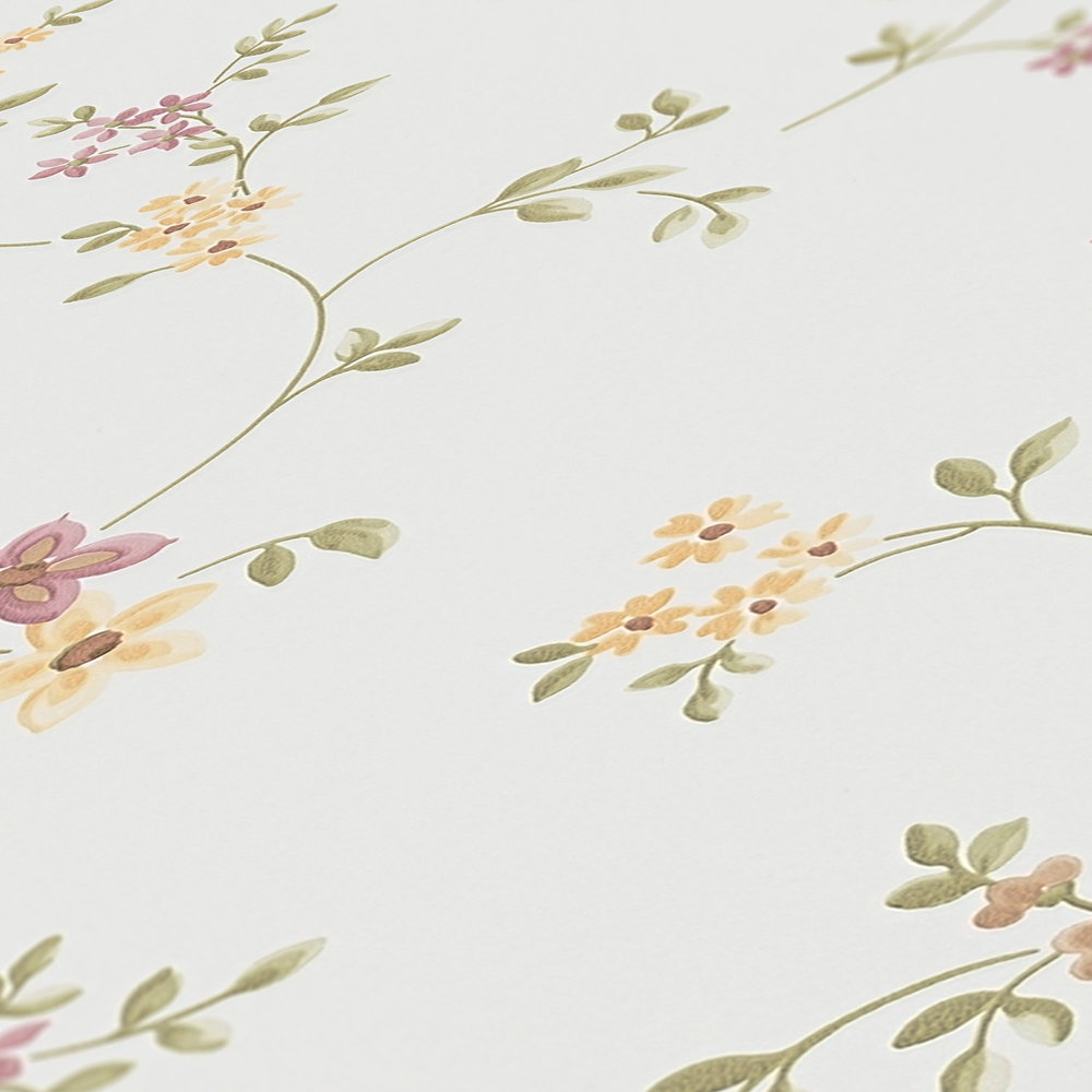             Papier peint adhésif | motif floral avec rinceaux discrets - crème, vert, beige
        