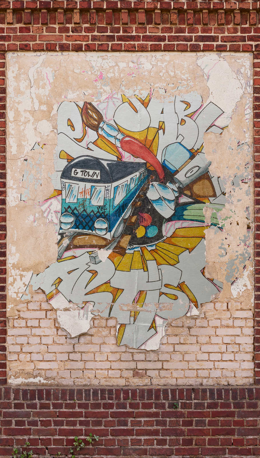             Carta da parati Brick Wall Optics con graffiti colorati - Marrone, beige, rosso
        