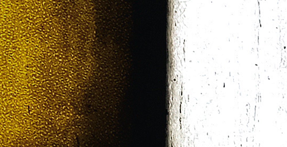             Bronx 1 - Papier peint, loft avec vitraux - jaune, noir | Intissé lisse mat
        