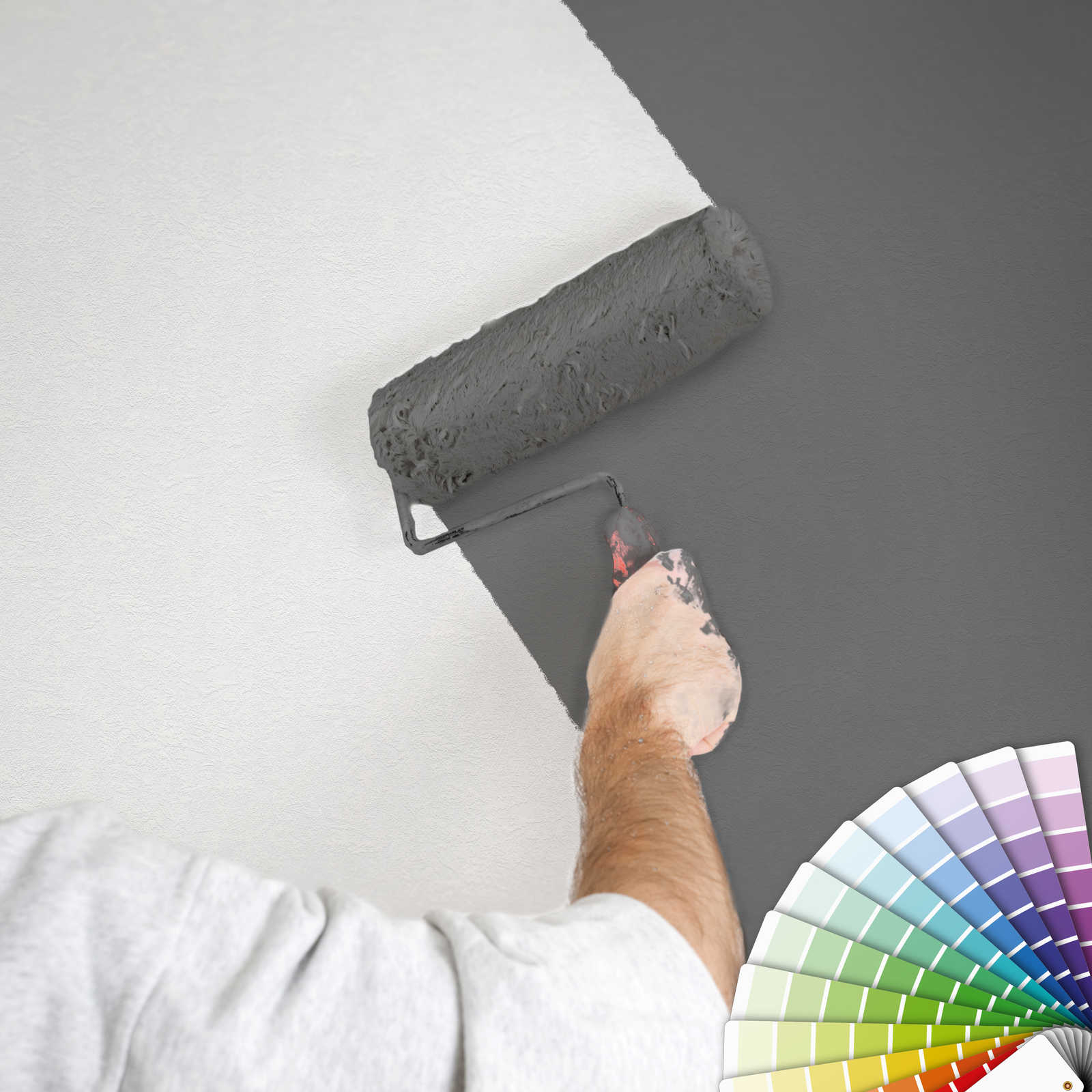            Paintable wallpaper with roughcast look for colour effects
        