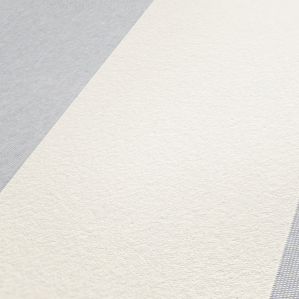             Carta da parati a strisce verniciabili con effetto 3D - bianco
        