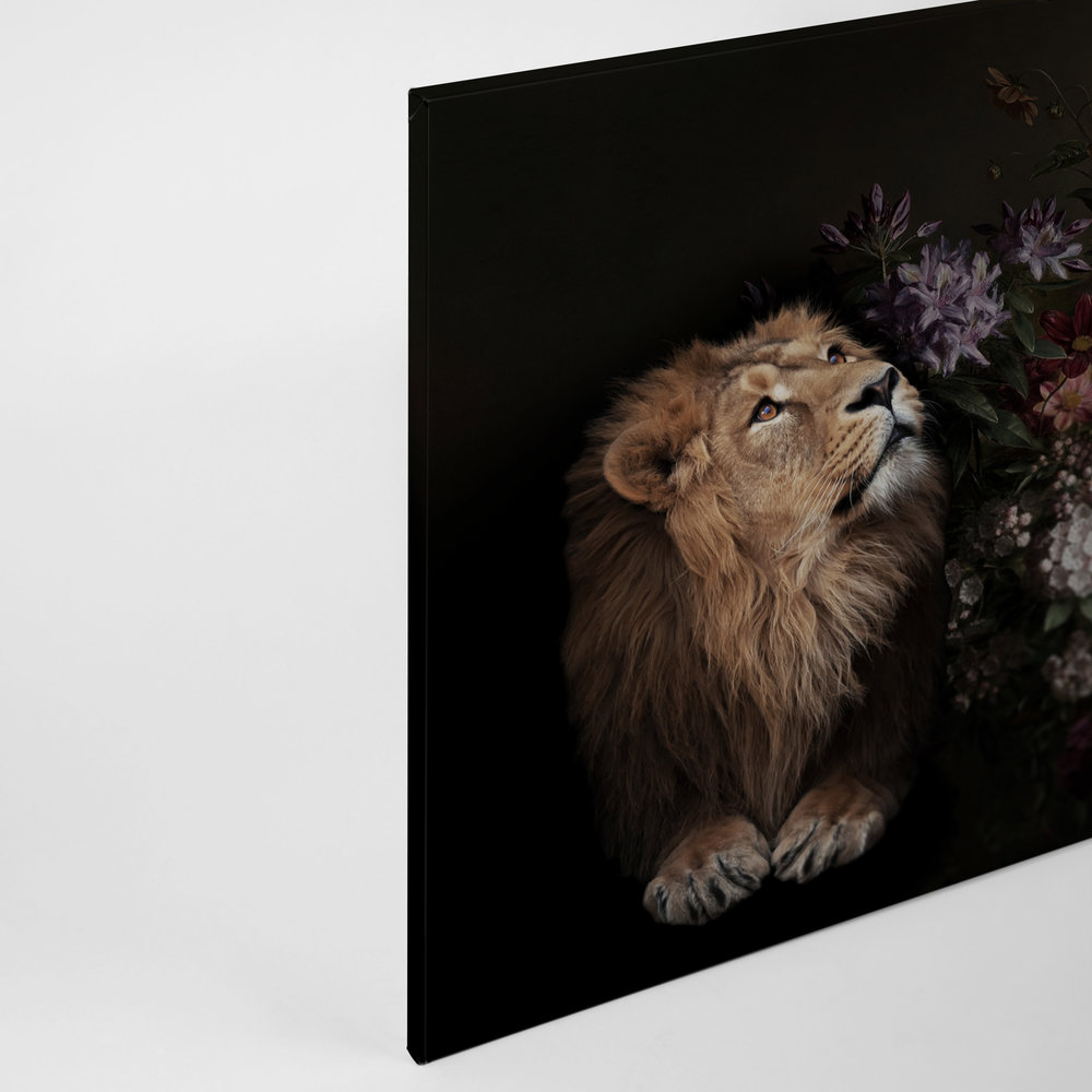            Tableau toile Portrait de lion avec fleurs - 0,90 m x 0,60 m
        