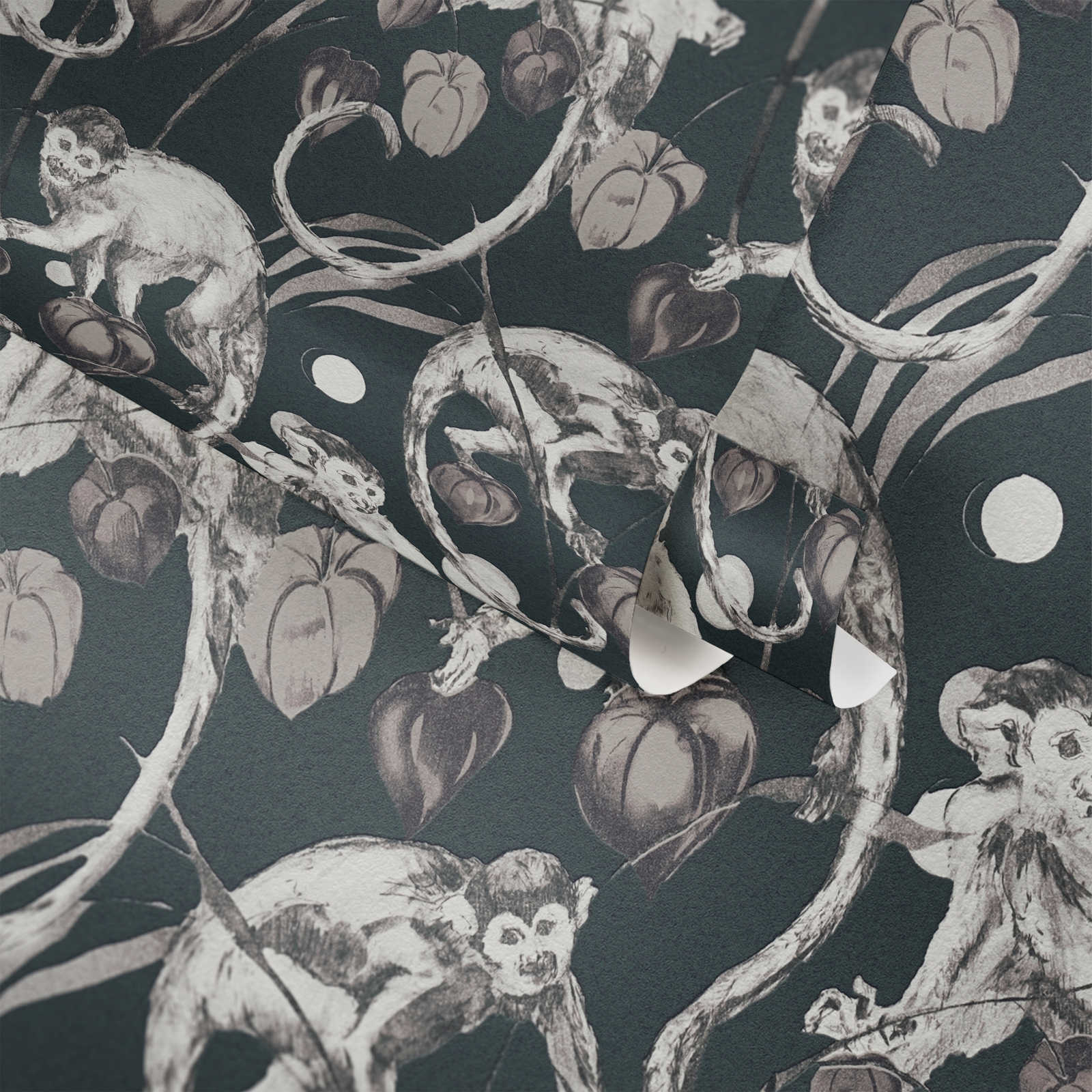             Papel pintado no tejido oscuro diseño monos y hojas de MICHALSKY
        