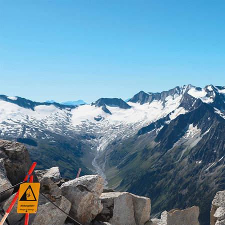 Papier peint panoramique avec vue lointaine sur le panorama alpin
