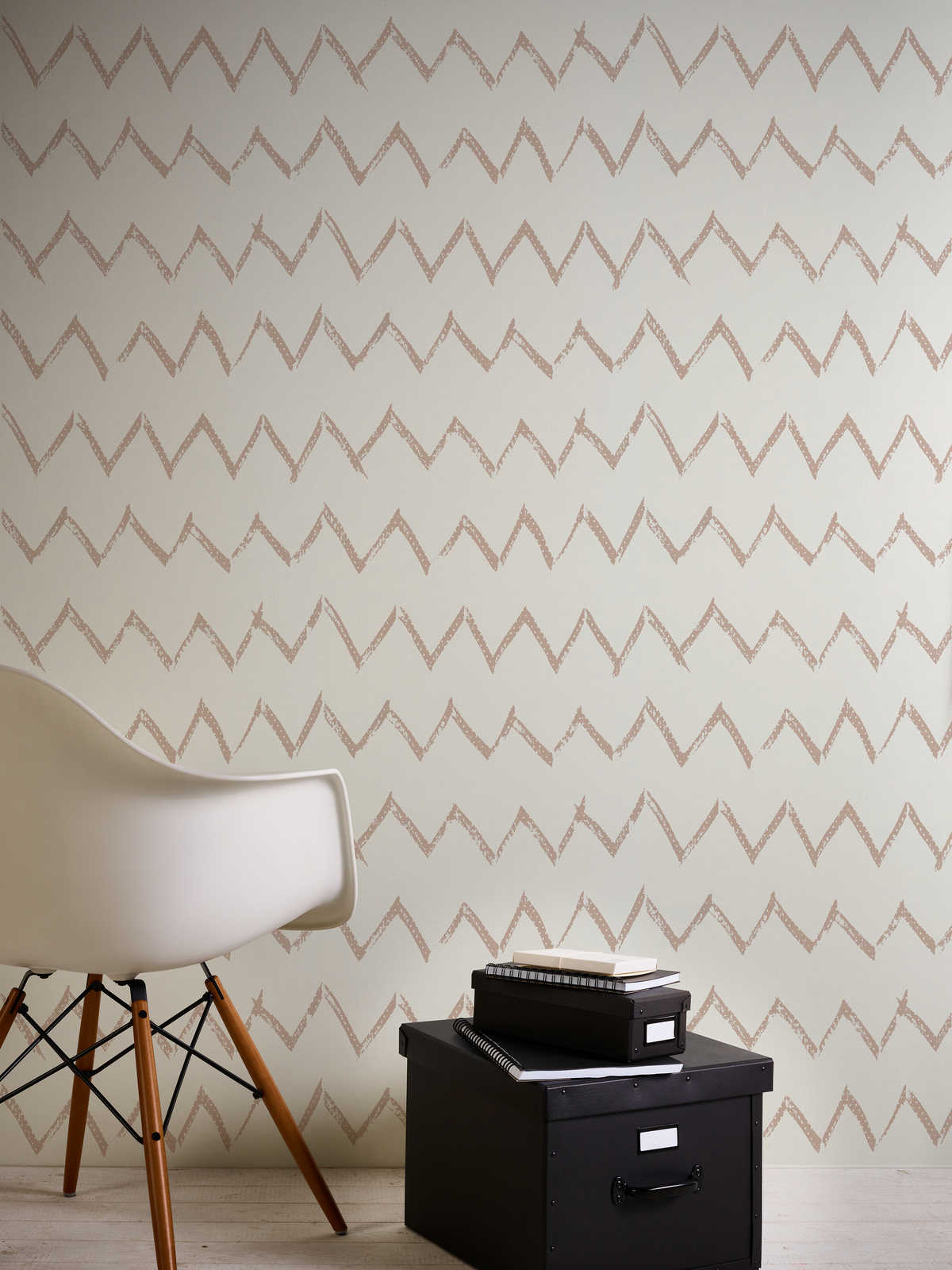             Wallpaper zigzag pattern & linen texture - metallic, white
        