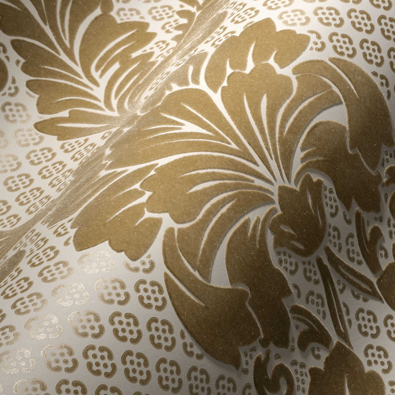             Papier peint à motifs ornementaux avec grand motif floral - or, crème
        