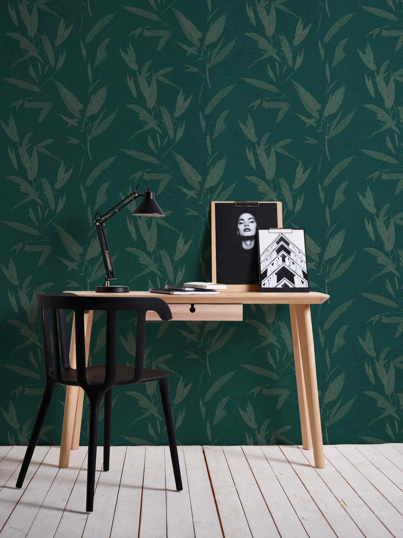             Papel pintado abstracto de hojas con óptica textil - verde, beige
        