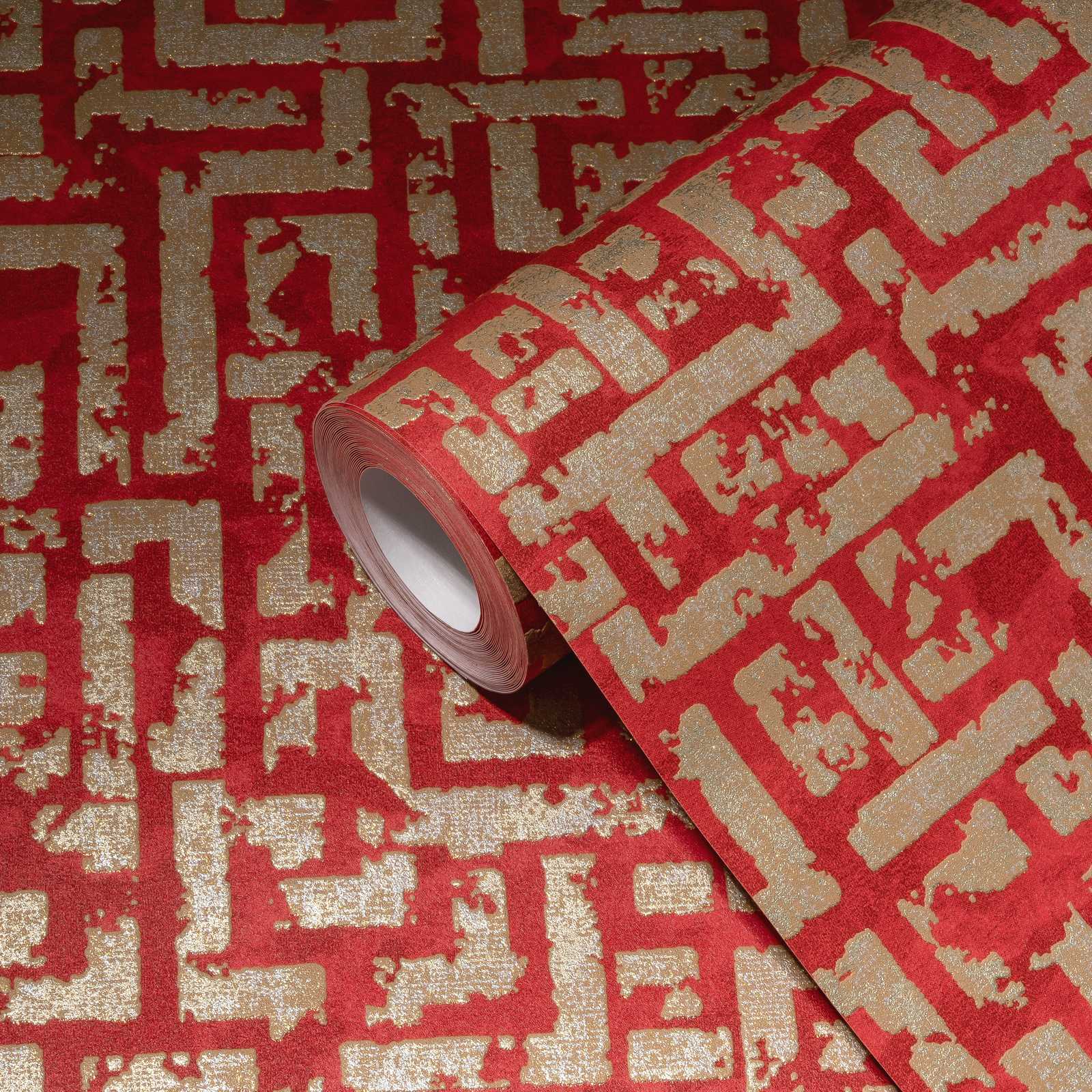             Wallpaper red-gold with graphic pattern & used look - red, metallic
        