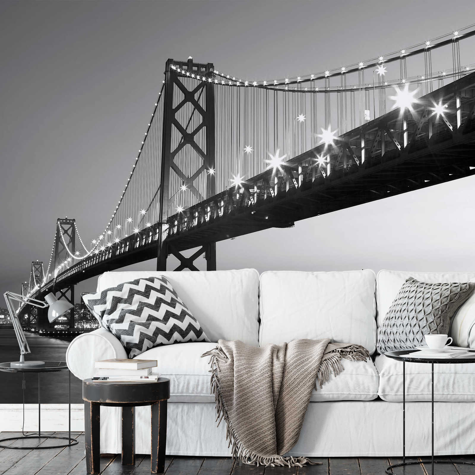             Mural en blanco y negro del horizonte y el puente de San Francisco
        