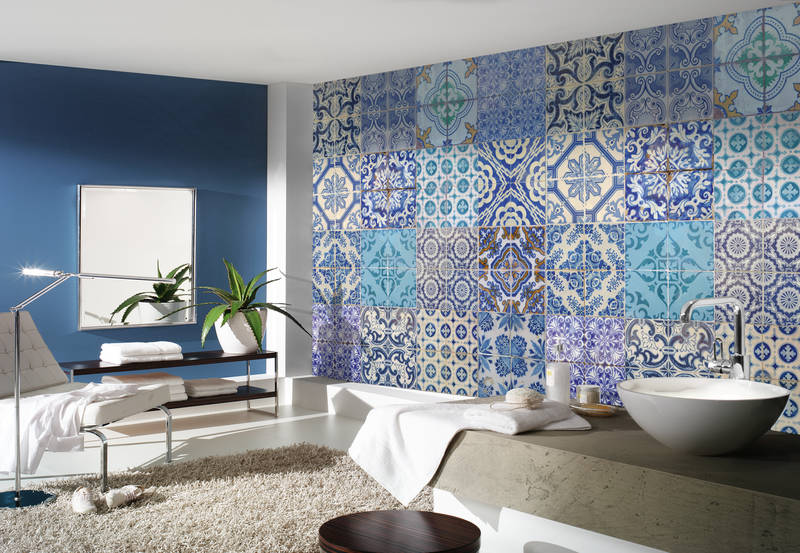             Photo wallpaper tile look blue white vintage mosaic pattern
        