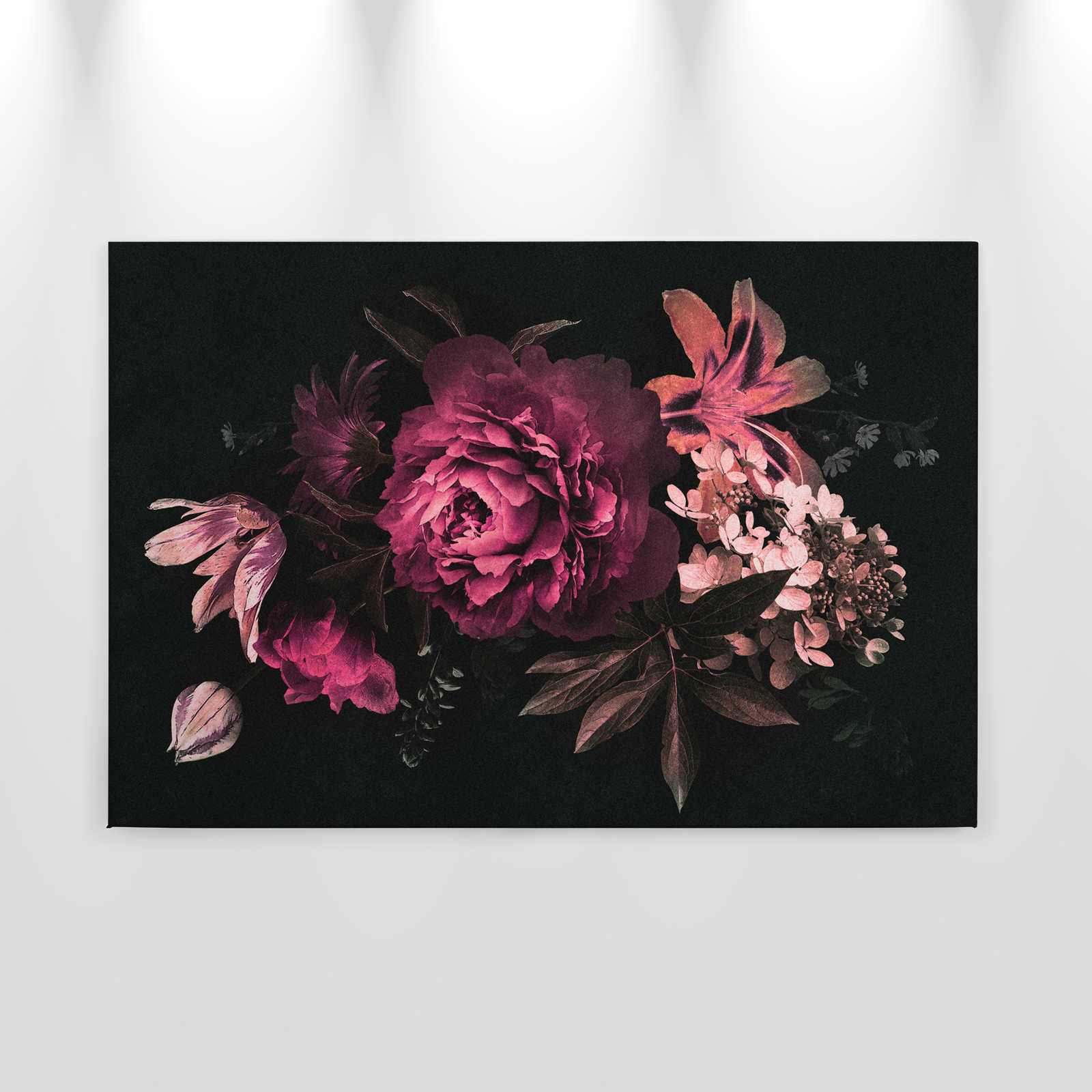             Drama queen 3 - Canvas painting romantic bouquet of flowers- Cardboard structure - 0.90 m x 0.60 m
        