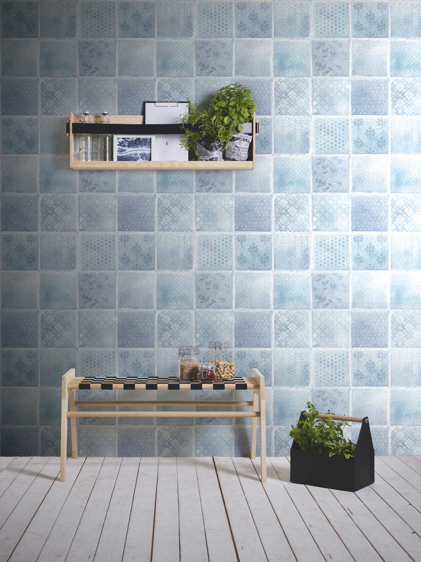             Papel pintado con aspecto de mosaico y azulejos - azul, gris, crema
        