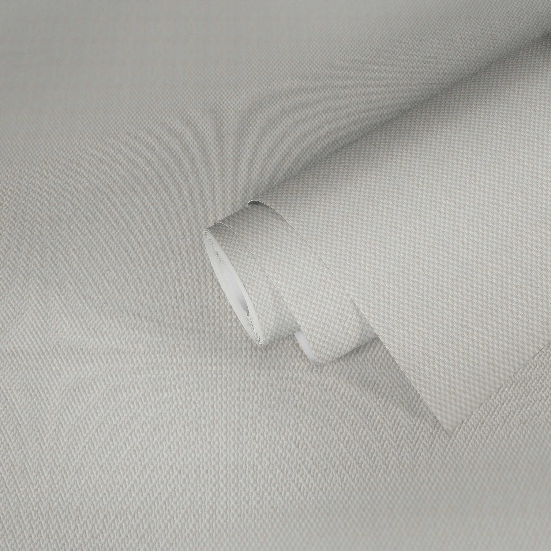             papier peint en papier en fibres de verre avec double chaîne fine - dimensionnellement stable , peut être peint plusieurs fois
        