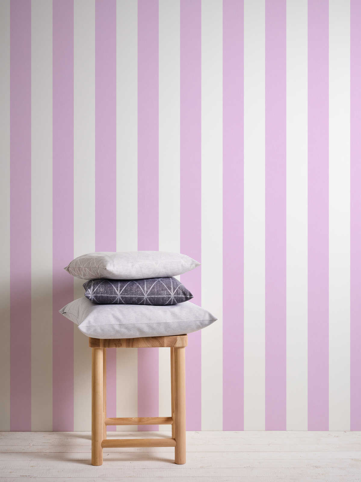             Wallpaper nursery girl vertical stripes - pink, white
        