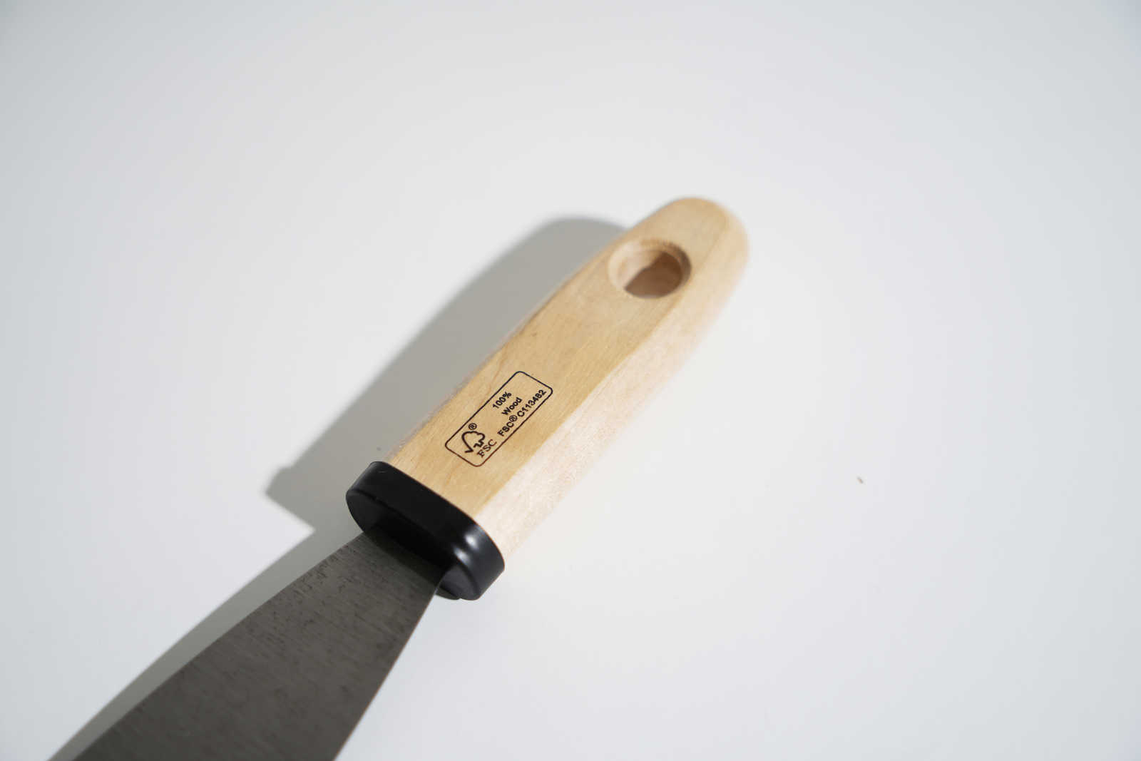            Spatule de peintre 40mm avec lame en acier flexible & manche en bois
        