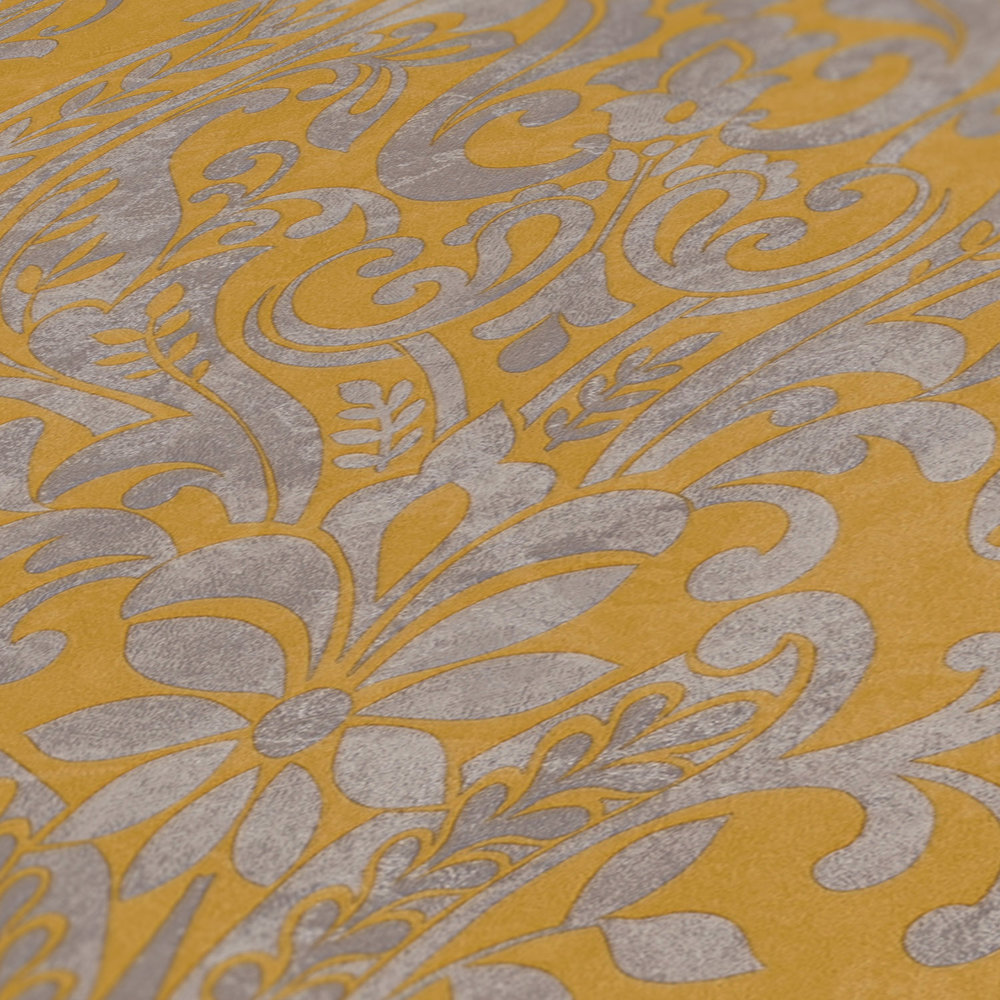             Papier peint rétro Ornements & look usé - jaune, gris, métallique
        